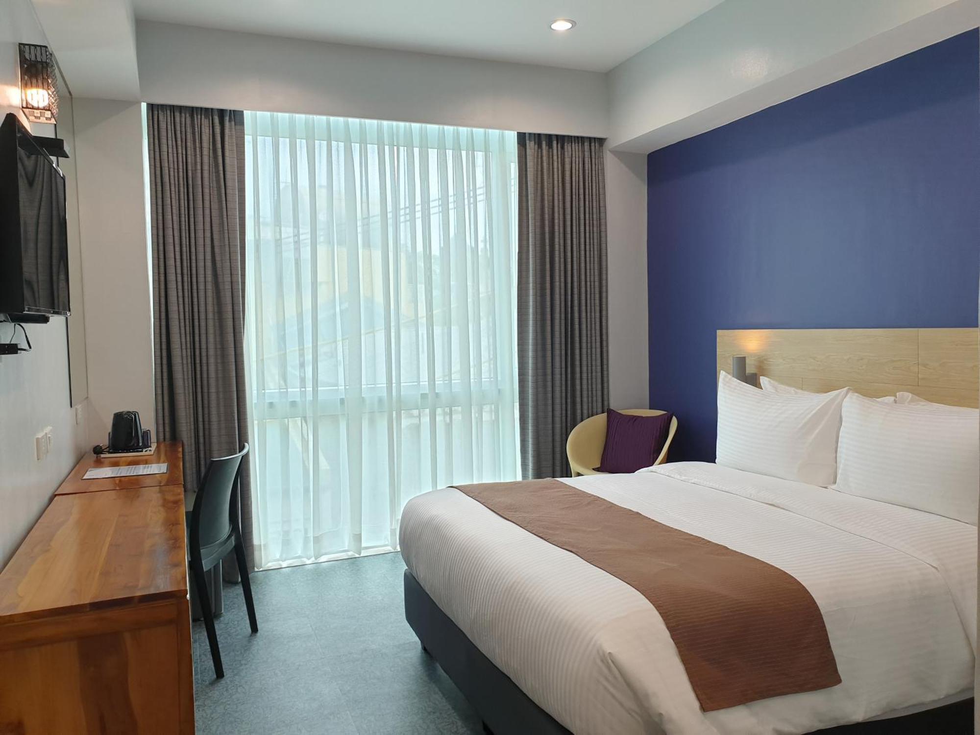 Li Mkt Makati City Екстер'єр фото